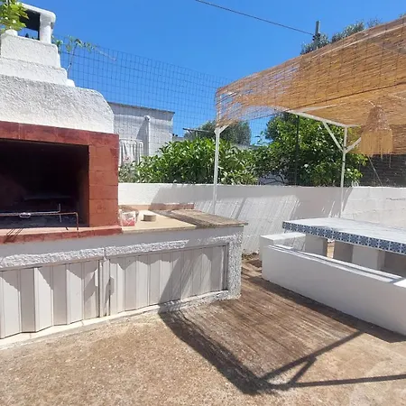 度假居 Trullo Teresa 切列梅萨皮卡