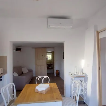 Trullo Teresa * 切列梅萨皮卡